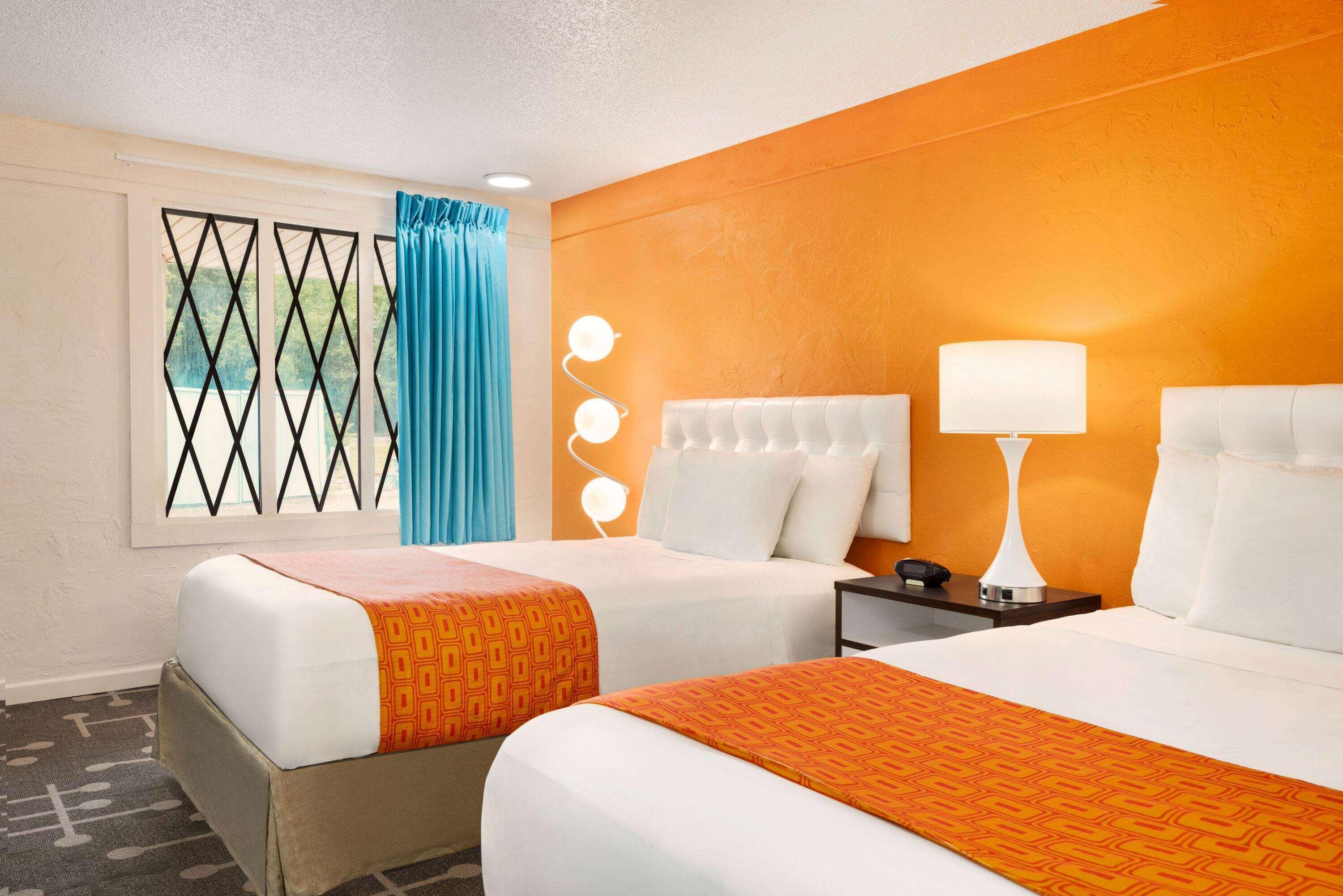 Dover Inn And Suites Экстерьер фото